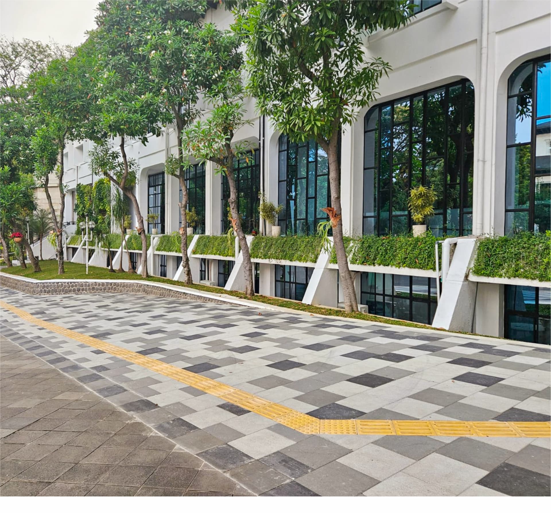 Concrete Tile Sandstein, Tactile